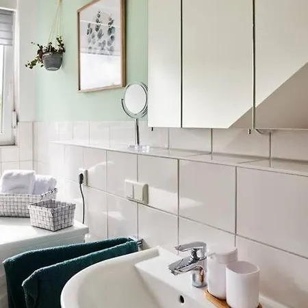 Apartment Stylisches -naehe Heidelberg- Kueche- Kostenloses Parken-netflix - Wlan Hockenheim