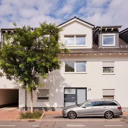 Stylisches -naehe Heidelberg- Kueche- Kostenloses Parken-netflix - Wlan Hockenheim